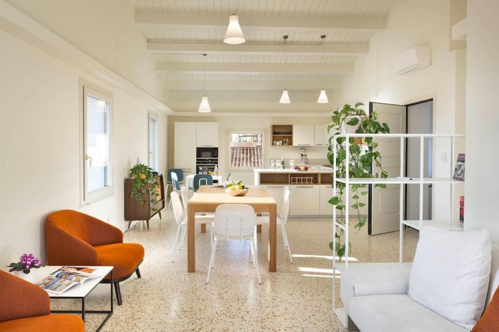 Centro Storico, Appartamento Esclusivo, 4' Piano Senza Ascensore Alghero Bagian luar foto